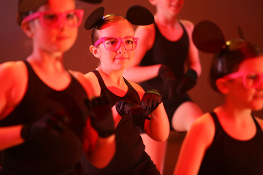 Modern, Tap & Ballet Dance Classes