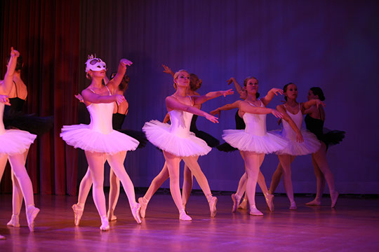 Modern, Tap & Ballet Dance Classes